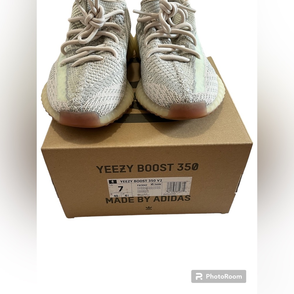 Yeezy Boost 350 V2 Citrin Size 7